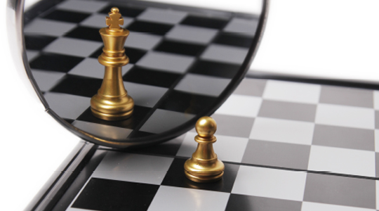 UBS House View Monthly Letter 9月号より一部抜粋　スーパーマン 対 ビザロ