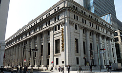 三井住友信託銀行株式会社  日本橋営業部・東京中央支店（店番：100 