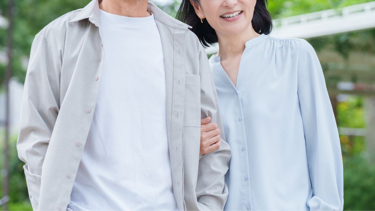 仲の良い夫婦の画像