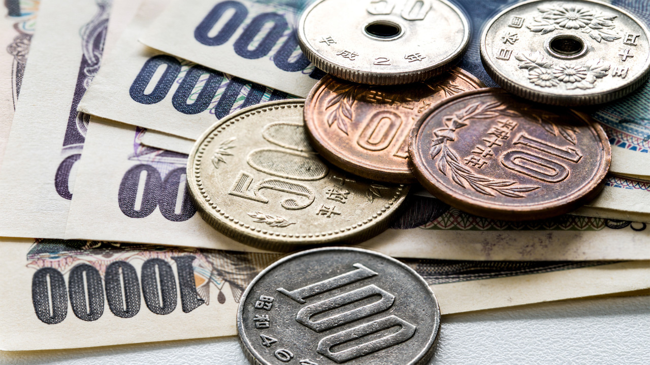 硬貨とお札の画像