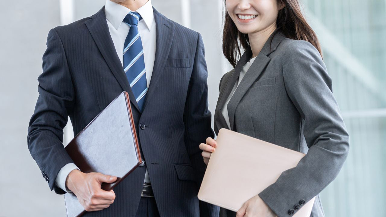 転職時は社会保険（健康保険・厚生年金）の切り替えに注意！手続きの流れを紹介